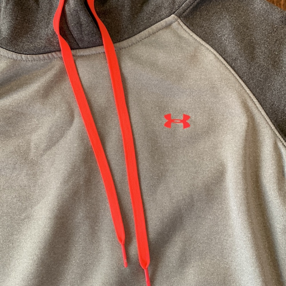Under Armour hoodie - Picture 3 of 6